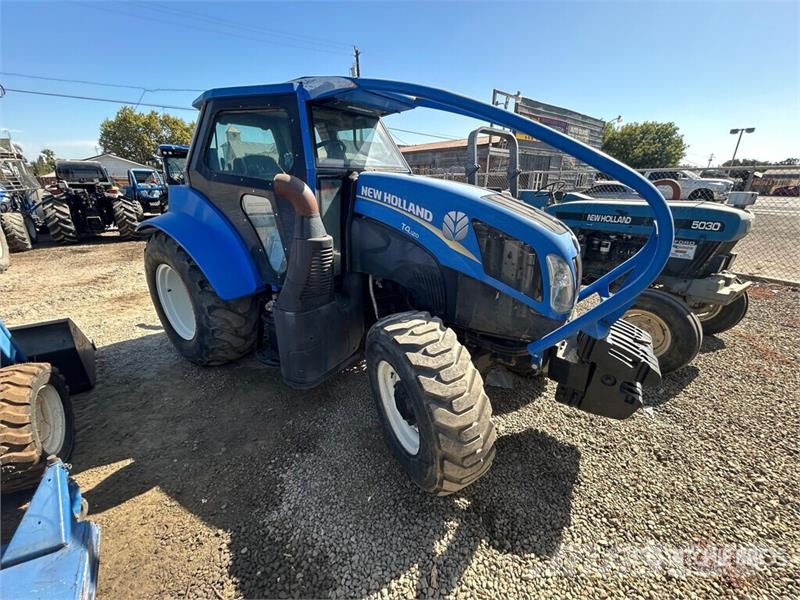 New Holland T4.120 4WD Tractor 拖拉机/农用车