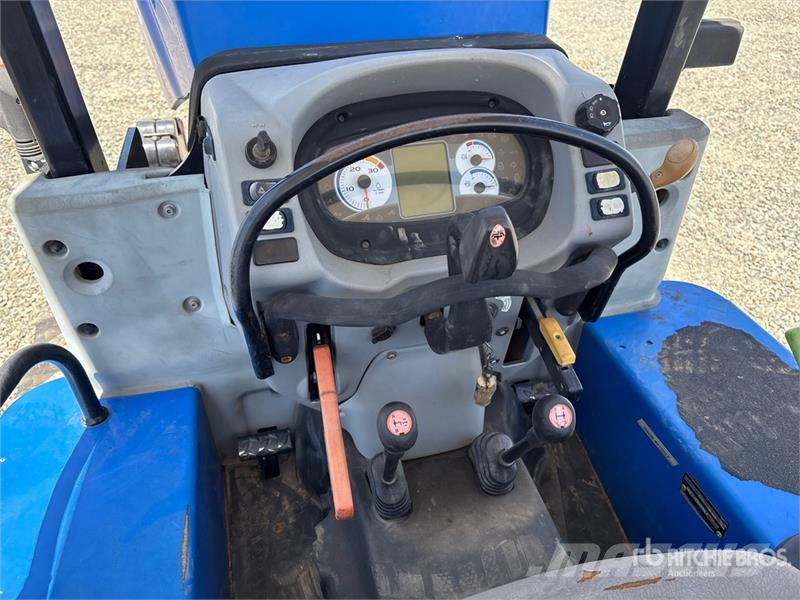 New Holland TK4.80F Track Tractor Trattori