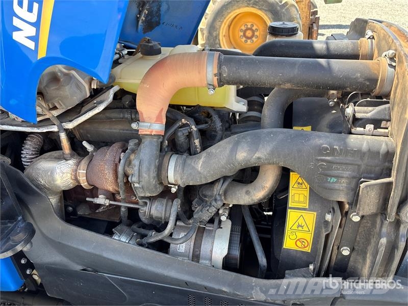 New Holland TK4.80F Track Tractor Trattori