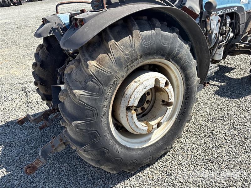 New Holland TN90F Trattori