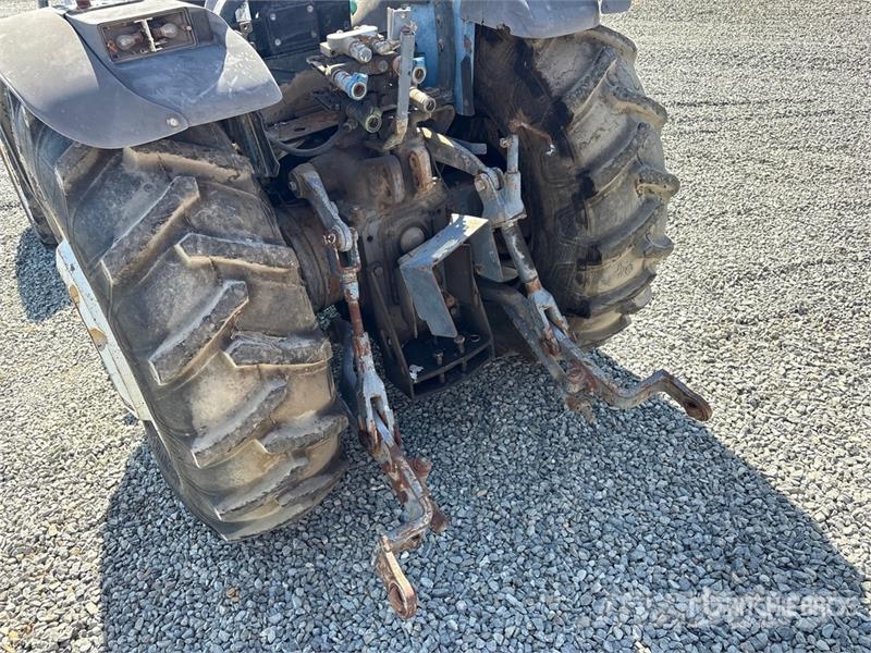 New Holland TN90F Trattori