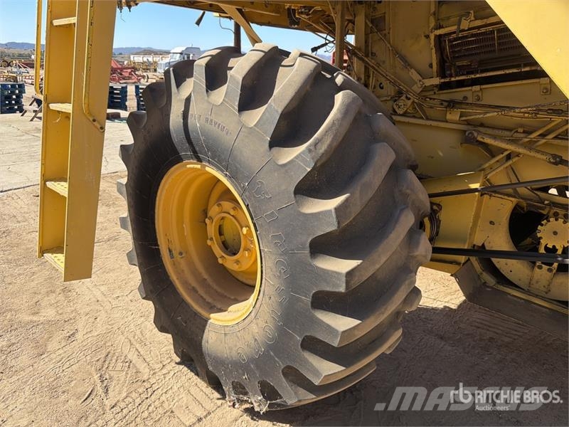 New Holland TR85 Combine Harvester Cosechadoras combinadas