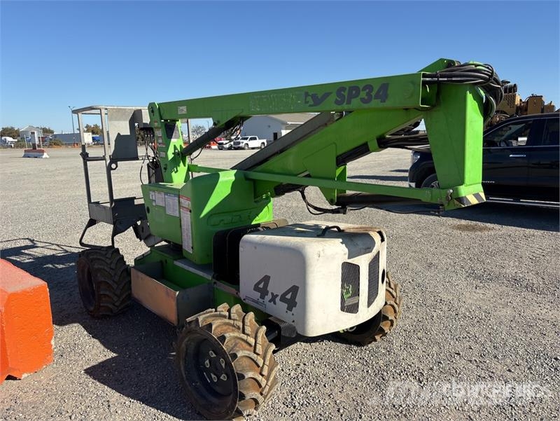  Nifty-Lift SP34D 4WD Diesel Articulating Boom Lift Knikarmhoogwerkers