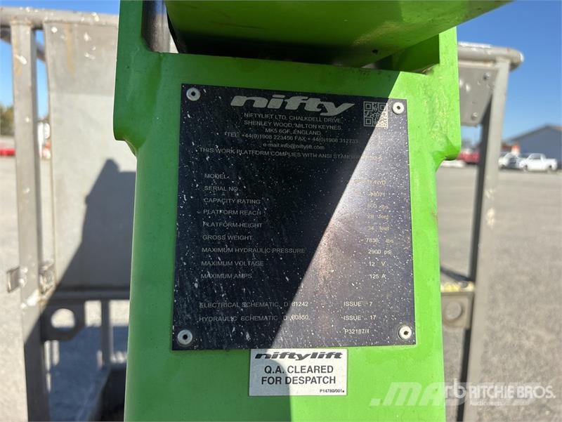  Nifty-Lift SP34D 4WD Diesel Articulating Boom Lift Knikarmhoogwerkers