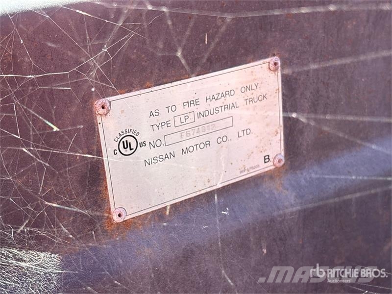 Nissan 2900 lb Forklift フォークリフト - その他