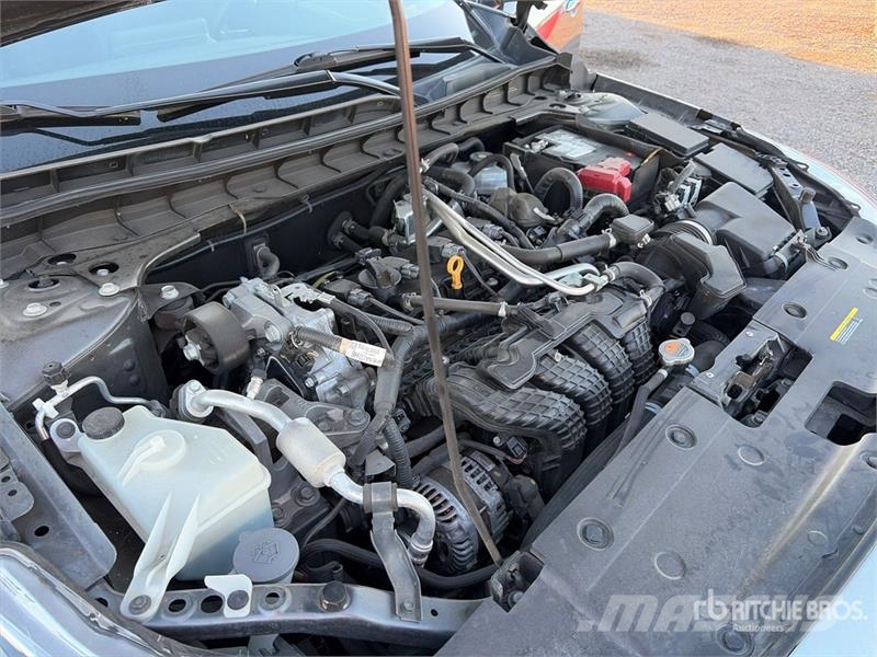 Nissan Altima Automobile Automašīnas