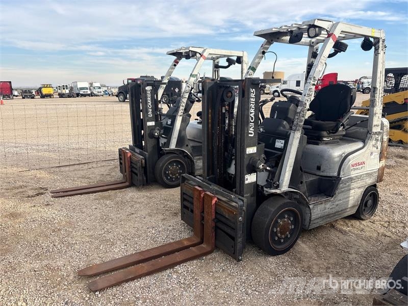 Nissan CF40LP شاحنات ذات رافعات شوكية - أخرى