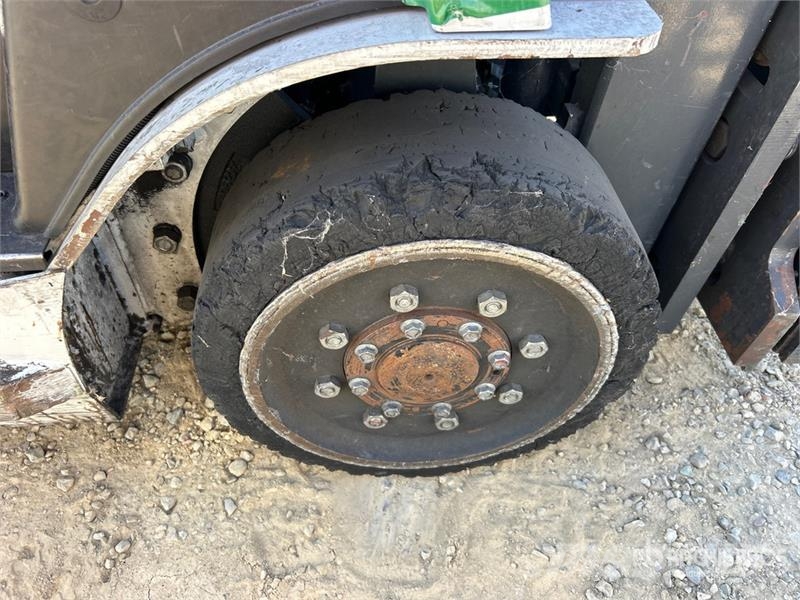 Nissan CF40LP Muut haarukkatrukit