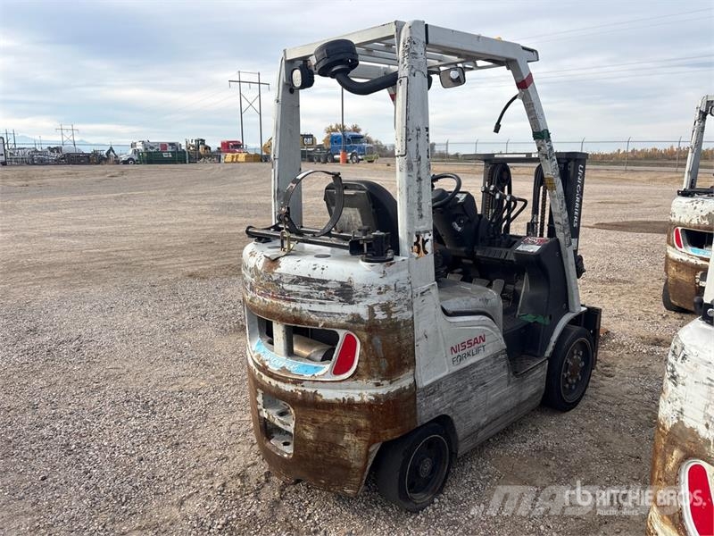 Nissan CF40LP شاحنات ذات رافعات شوكية - أخرى