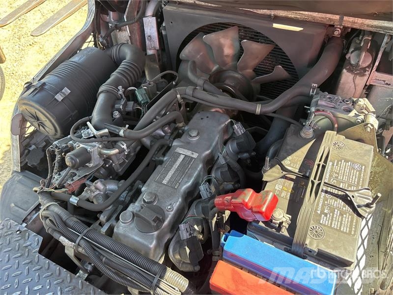 Nissan CF40LP Muut haarukkatrukit