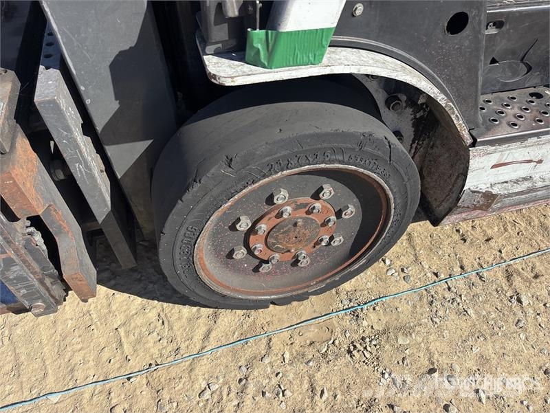 Nissan CF40LP Muut haarukkatrukit
