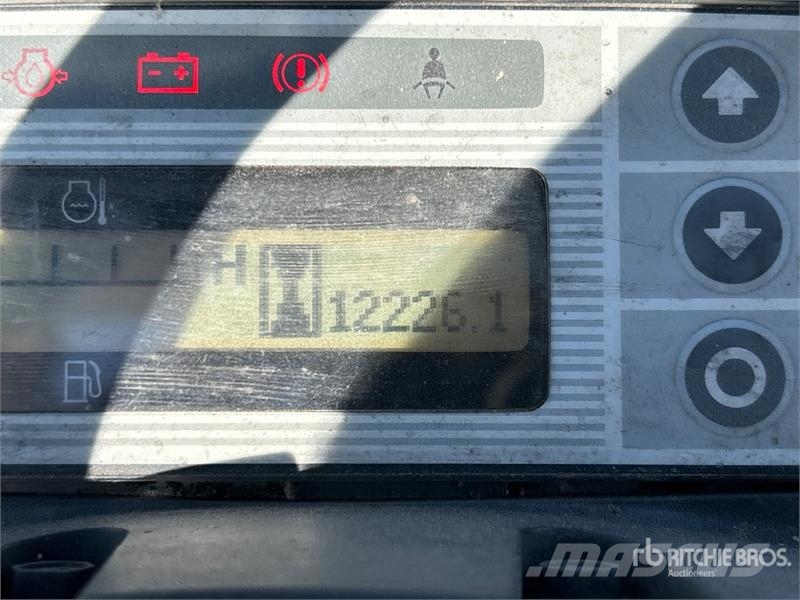 Nissan CF40LP Muut haarukkatrukit