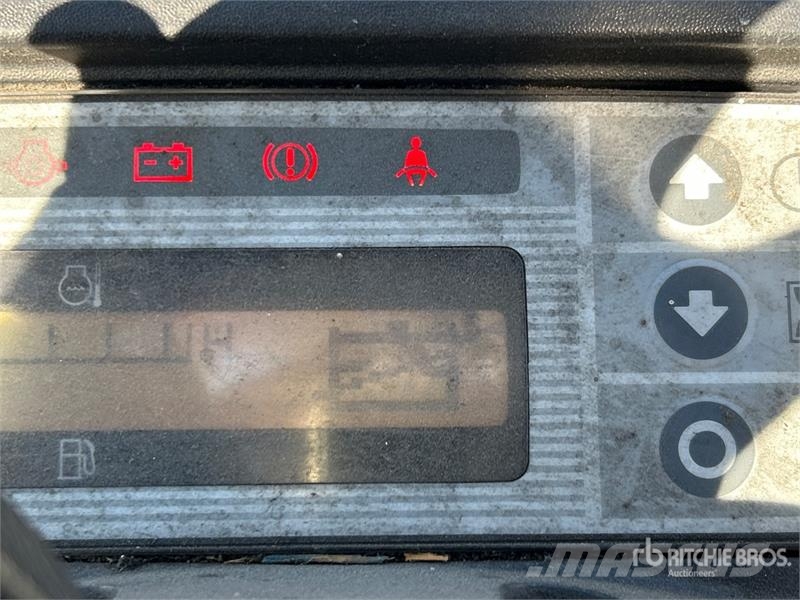 Nissan CF40LP Muut haarukkatrukit