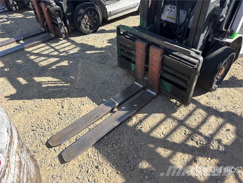 Nissan CF40LP Muut haarukkatrukit