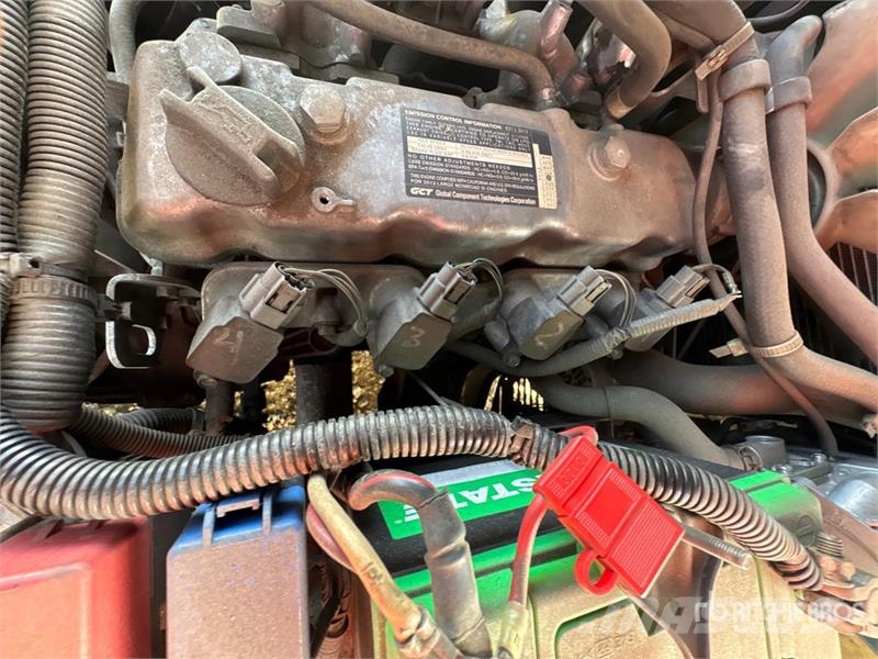 Nissan CF40LP شاحنات ذات رافعات شوكية - أخرى