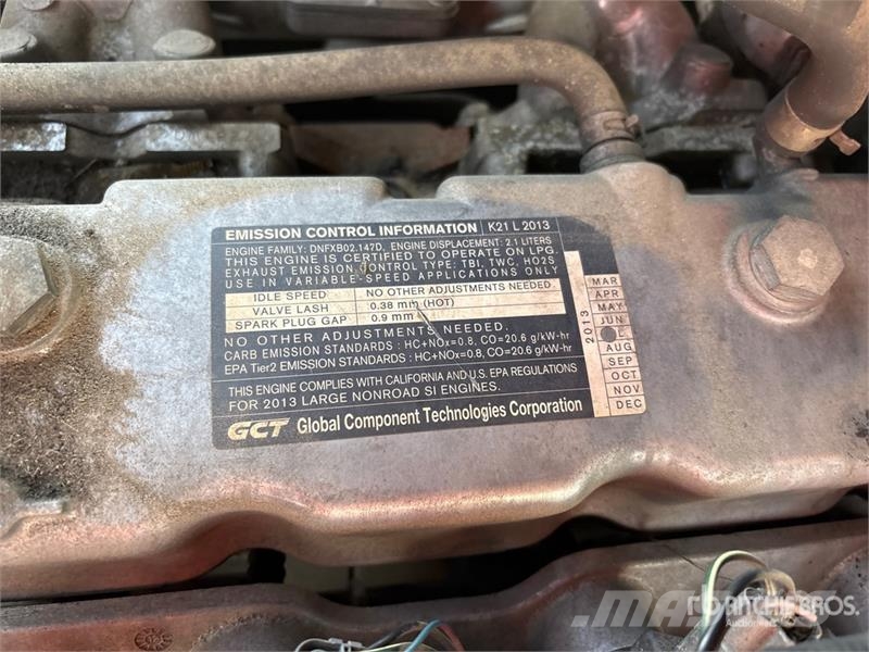Nissan CF40LP شاحنات ذات رافعات شوكية - أخرى