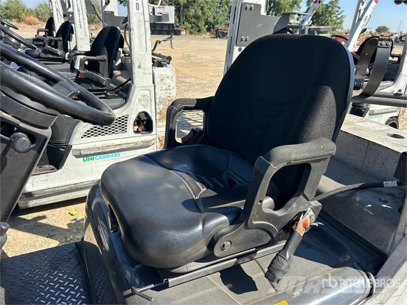 Nissan CF40LP Muut haarukkatrukit