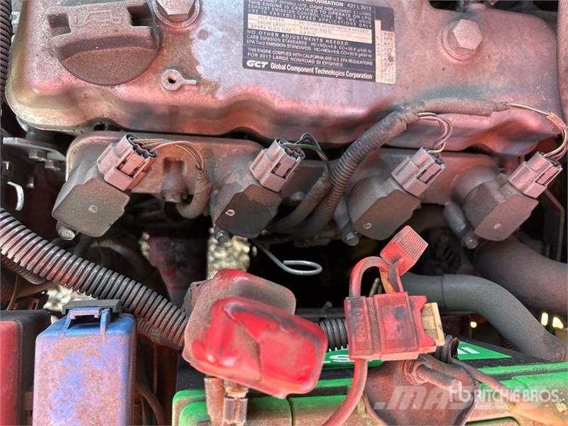 Nissan CF40LP شاحنات ذات رافعات شوكية - أخرى