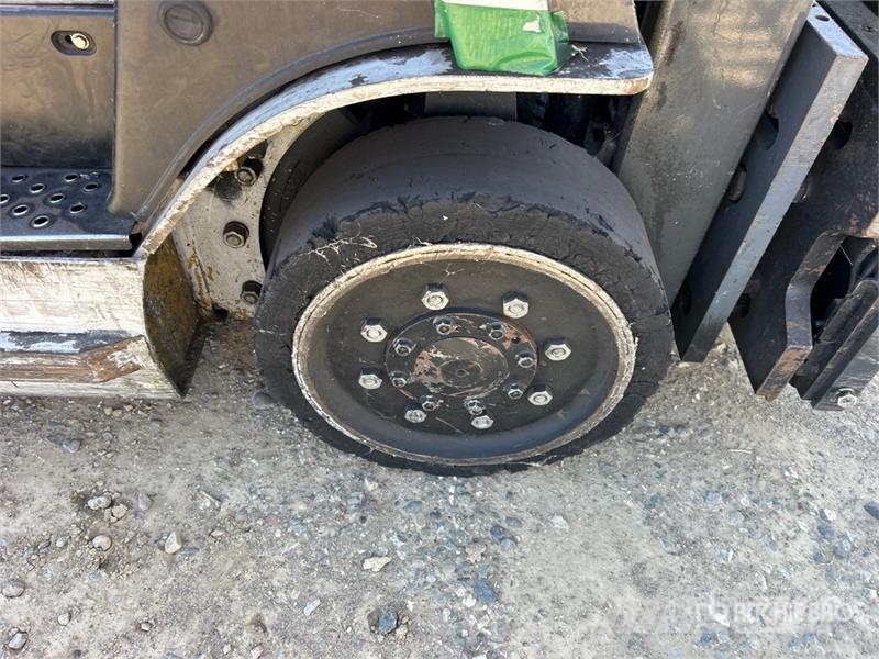 Nissan CF40LP Muut haarukkatrukit