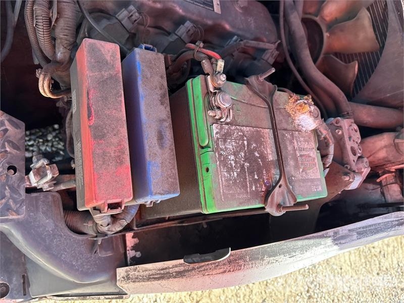 Nissan CF40LP شاحنات ذات رافعات شوكية - أخرى