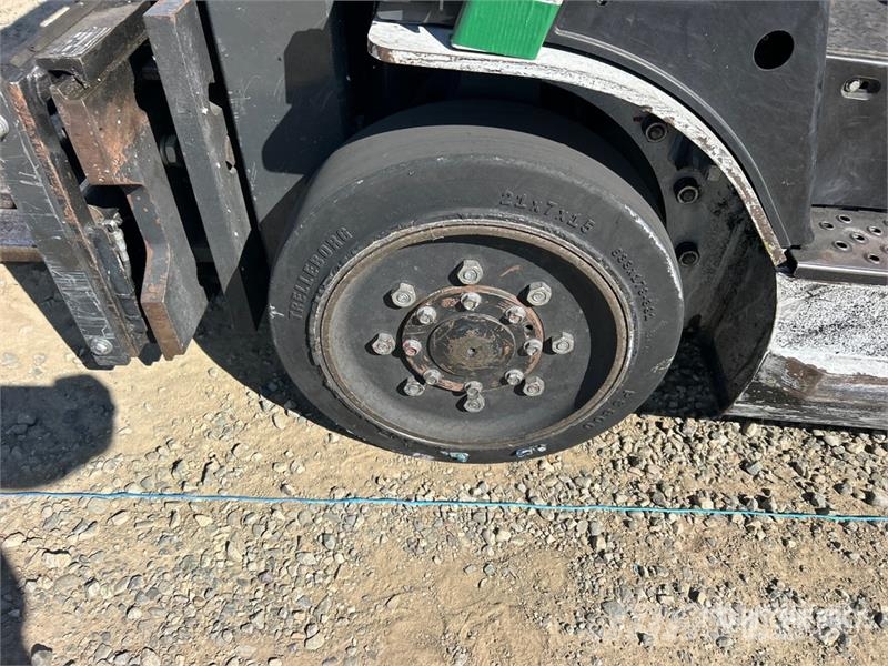 Nissan CF40LP Muut haarukkatrukit