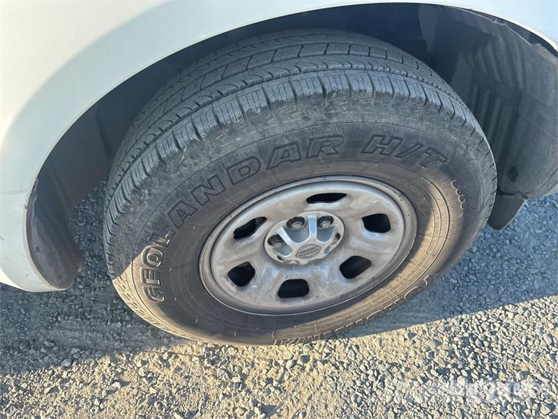 Nissan Frontier 4x2 Extended Cab Pickup Други