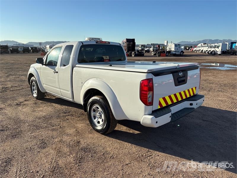 Nissan Frontier 4x2 Extended Cab Pickup Anders
