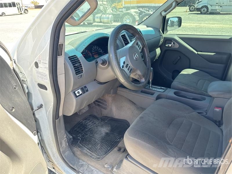 Nissan Frontier 4x2 Extended Cab Pickup Други