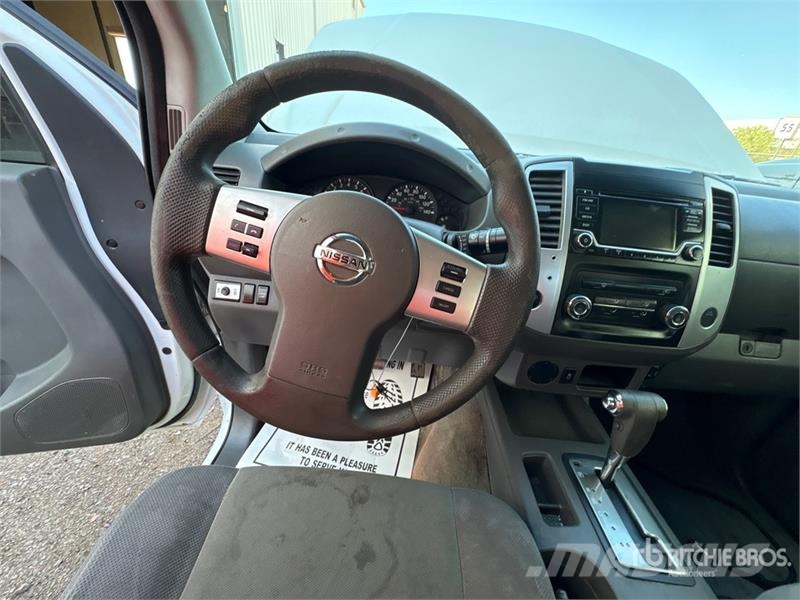 Nissan Frontier 4x2 Extended Cab Pickup Drugi