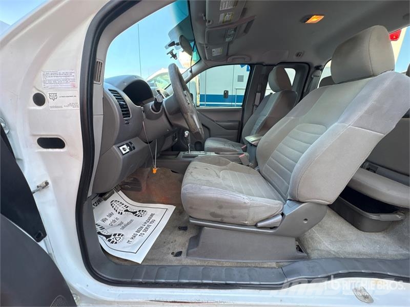 Nissan Frontier 4x2 Extended Cab Pickup Drugi