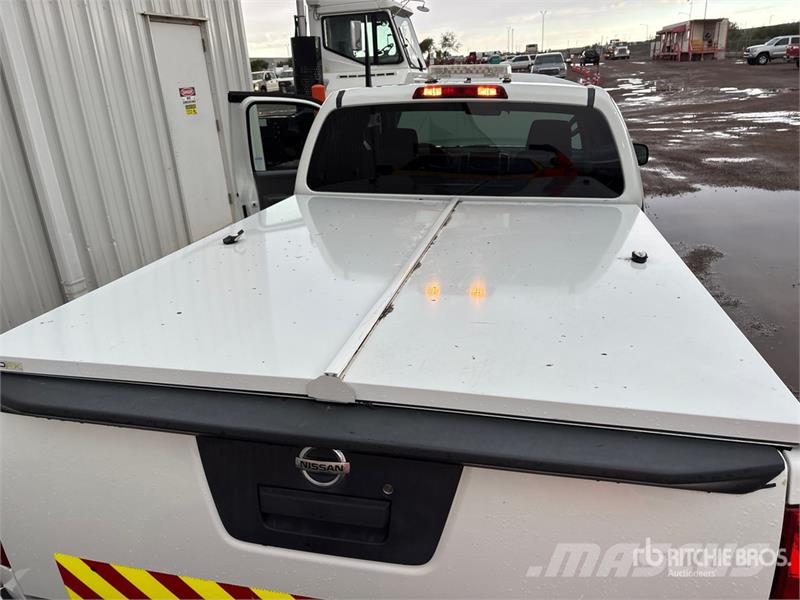 Nissan Frontier 4x2 Extended Cab Pickup Anders