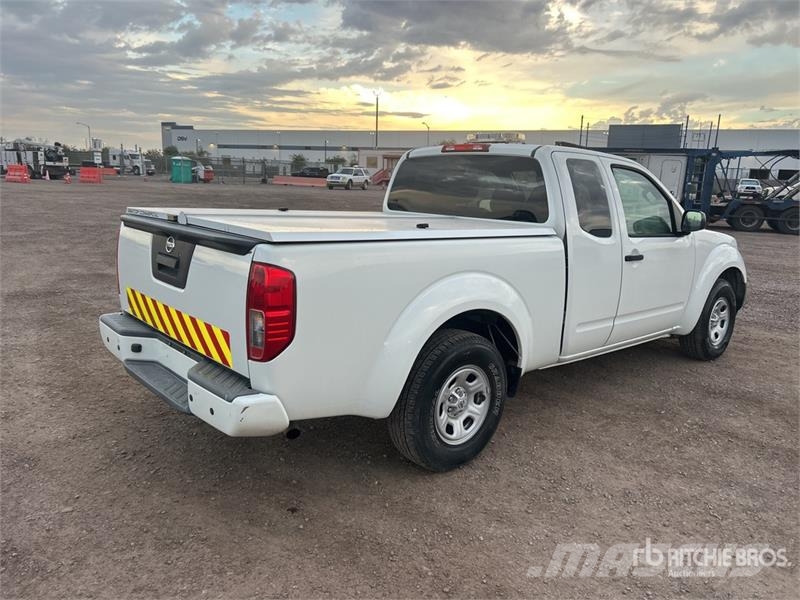 Nissan Frontier 4x2 Extended Cab Pickup Ostalo