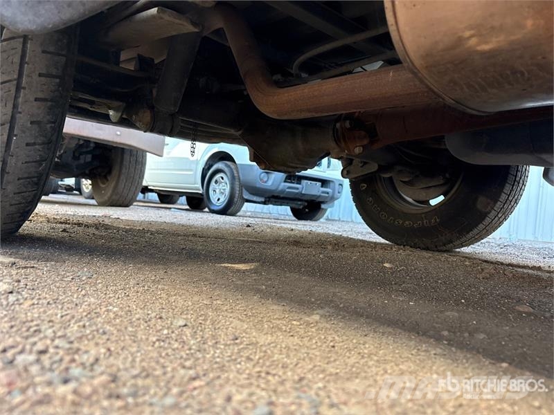 Nissan Frontier 4x2 Extended Cab Pickup Drugi