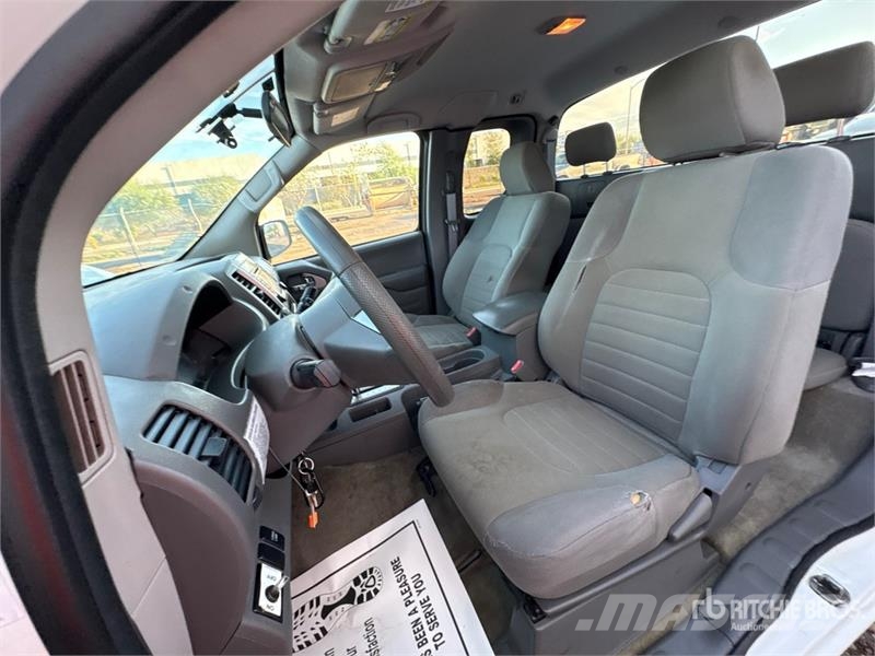Nissan Frontier 4x2 Extended Cab Pickup Anders