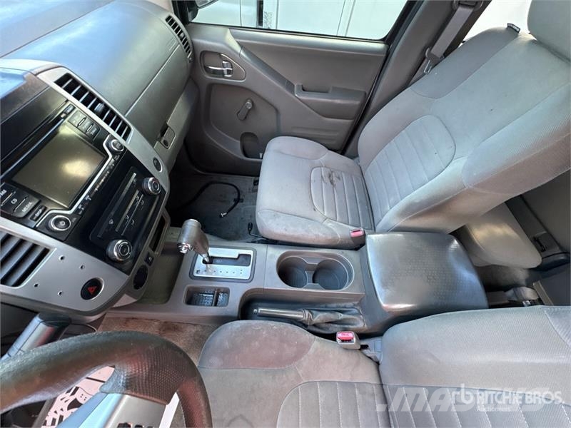 Nissan Frontier 4x2 Extended Cab Pickup Drugi