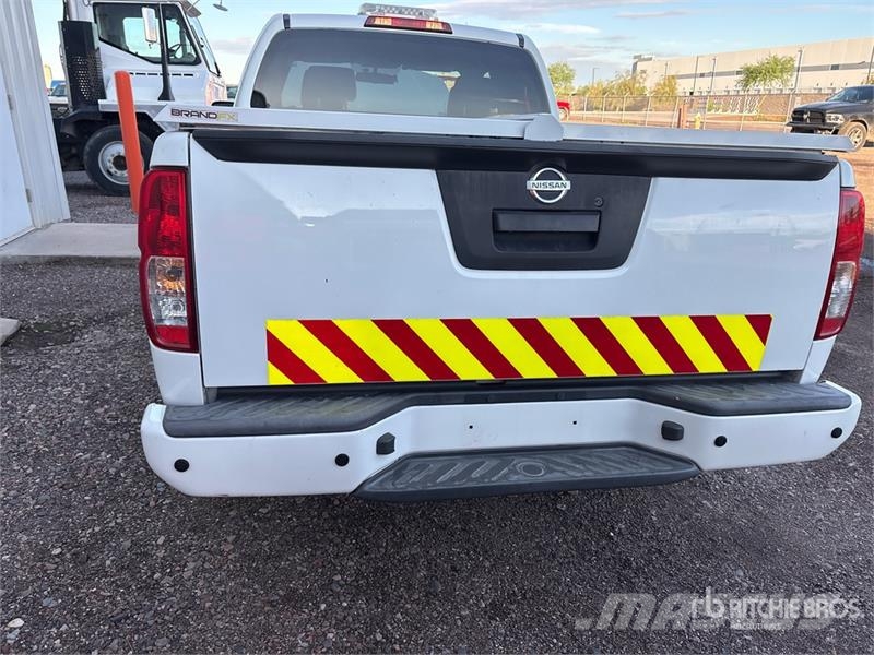 Nissan Frontier 4x2 Extended Cab Pickup Anders
