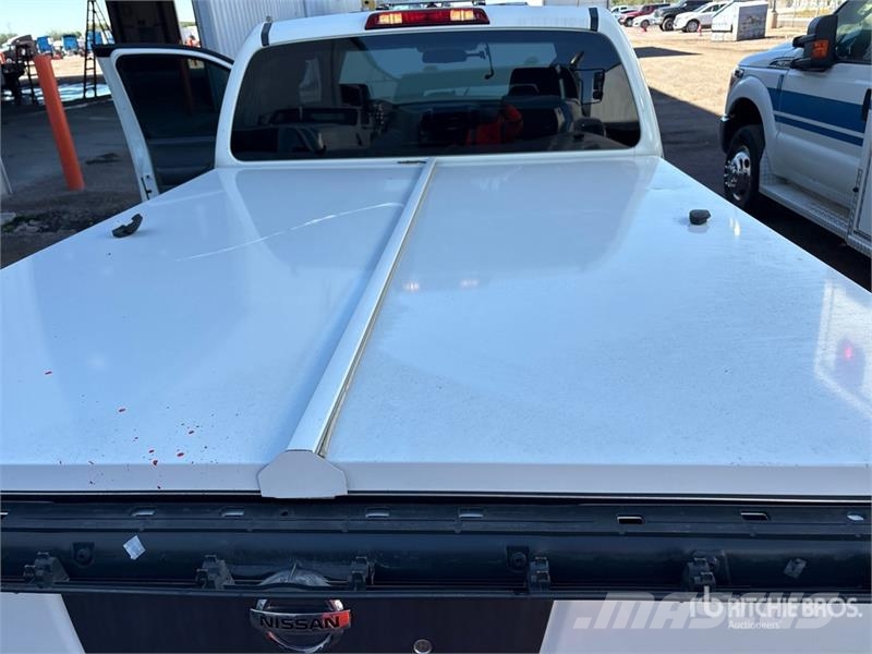 Nissan Frontier 4x2 Extended Cab Pickup Drugi