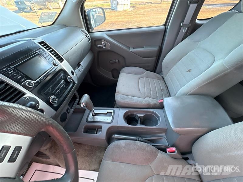 Nissan Frontier 4x2 Extended Cab Pickup Anders