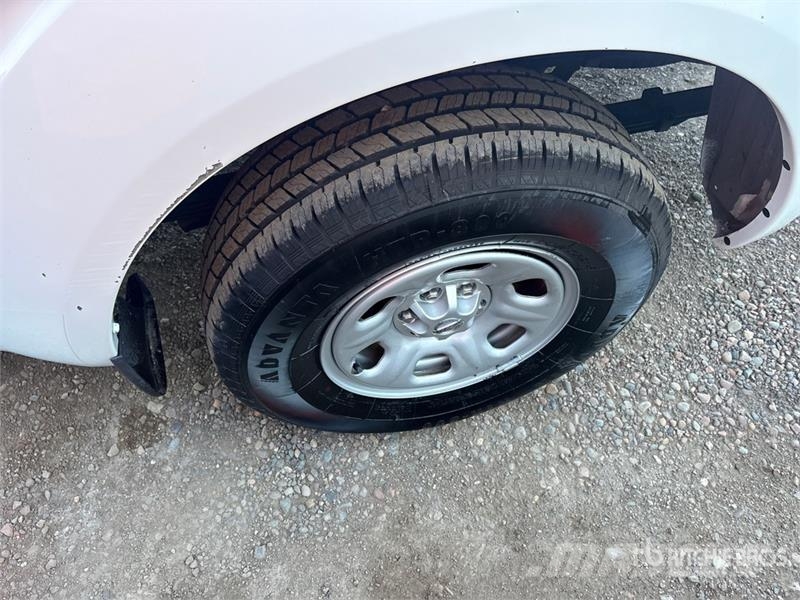 Nissan Frontier 4x2 Extended Cab Pickup Andre