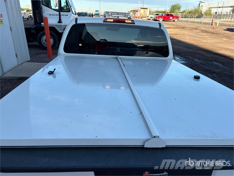 Nissan Frontier 4x2 Extended Cab Pickup Anders