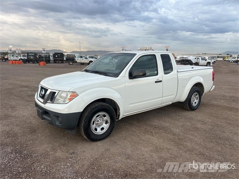 Nissan Frontier 4x2 Extended Cab Pickup Ostalo