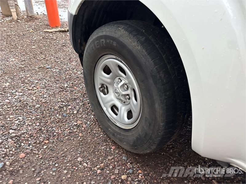 Nissan Frontier 4x2 Extended Cab Pickup Anders
