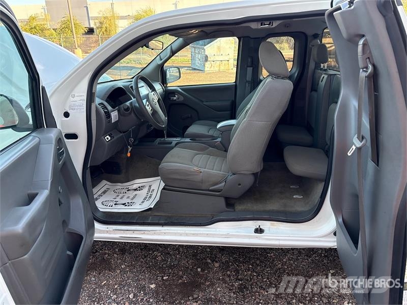 Nissan Frontier 4x2 Extended Cab Pickup Anders