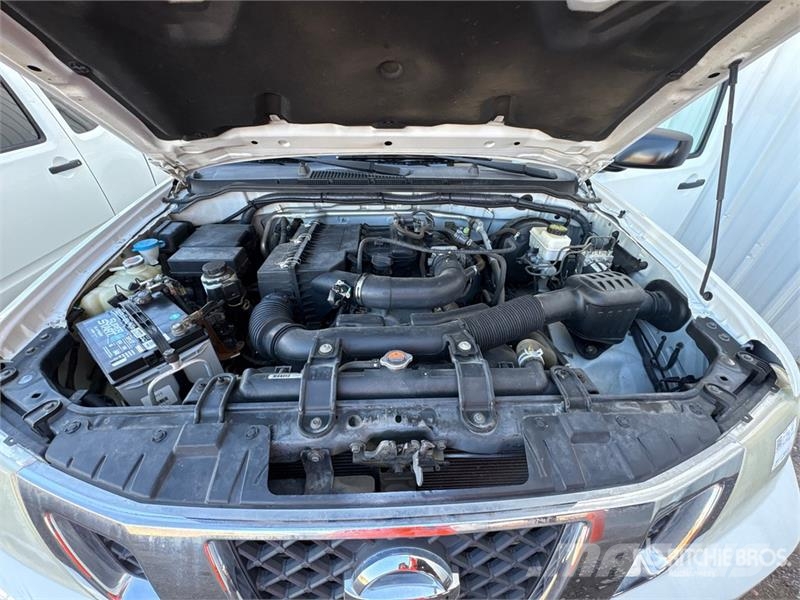 Nissan Frontier 4x2 Extended Cab Pickup Drugi