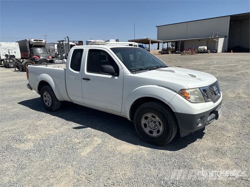 Nissan Frontier 4x2 Extended Cab Pickup Други