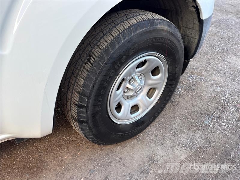 Nissan Frontier 4x2 Extended Cab Pickup Drugi