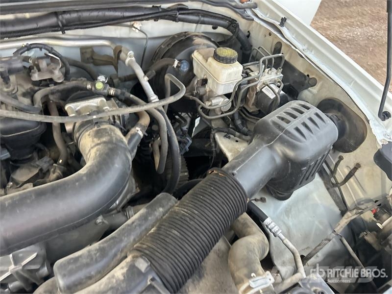 Nissan Frontier 4x2 Extended Cab Pickup Ostalo