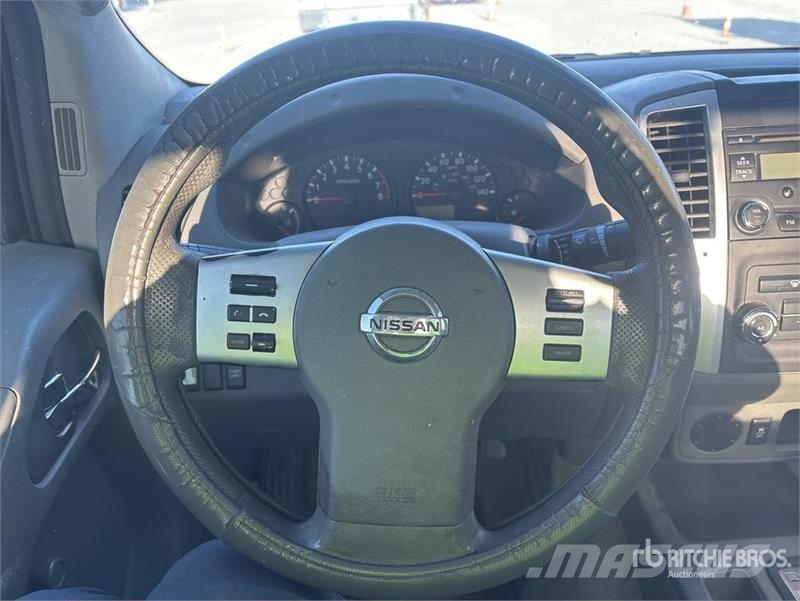Nissan Frontier 4x2 Extended Cab Pickup Други