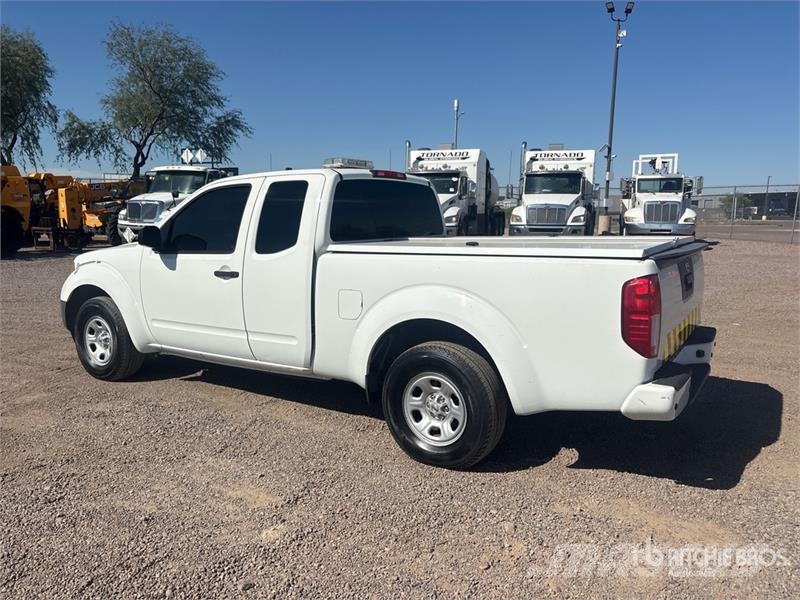 Nissan Frontier 4x2 Extended Cab Pickup Andre