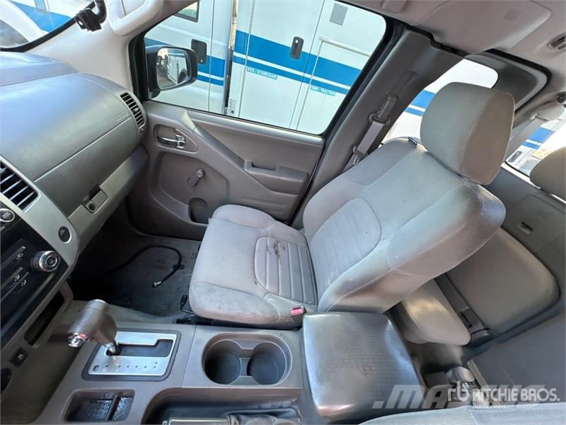 Nissan Frontier 4x2 Extended Cab Pickup Drugi
